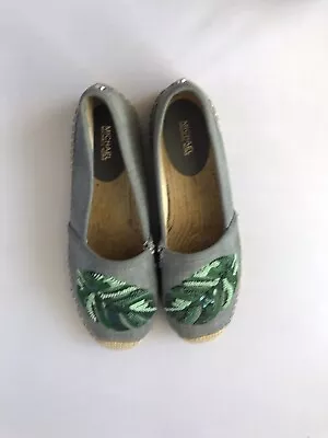 Women's Michael Kors Beaded Palm Leaf Espadrille Flat Shoes Sz 9.5 EUC Kendrick • $15
