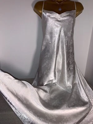 £5.50 • Buy Bhs Glossy Floral Poly Satin Ultra Negligee / Chemise Cream Size 18