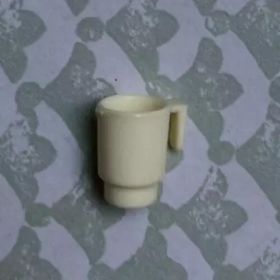 Mini Plastic White Mug For Mini Dolls Dollhouses Dioramas - READ DESCRIPTION • $1.39