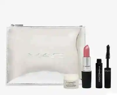 MAC Makeup Gift Set • £30