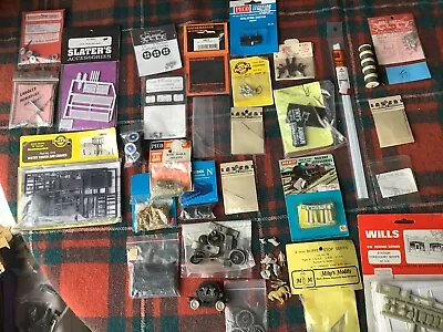 Model Railway 00 Gauge 30 X Packets Of Spare Parts • £35