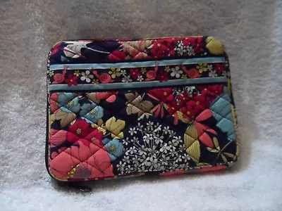 Vera Bradley E-reader Mini Tablet Sleeve In Happy Snails • $13.50