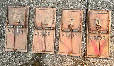 4 Vintage Victor Mouse Trap Lititz PA USA Woodstream Corp. • $40