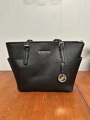 Michael Kors Handbag Used Black Leather • $40