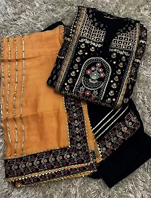 Pakistani 3 Piece Suit Stitched • £20