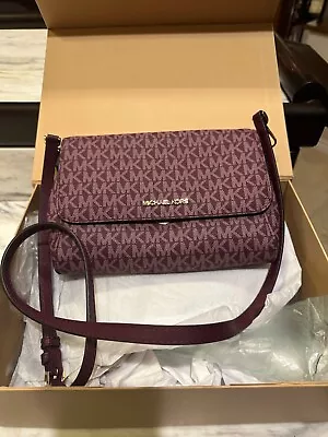 Michael Kors Medium Jet Set Convertible Pouchette Burgandy New With Box And Tag • $75