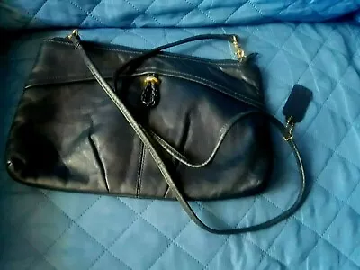 Cabin Creek Womans Handbag Genuine Leather Navy Strap Gold Hardware Lite • $12.25