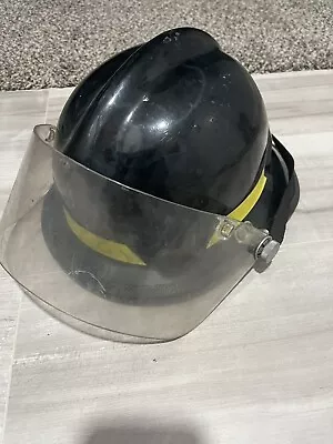 Cairns And Bros Vintage Firefighter Fireman Helmet • $65