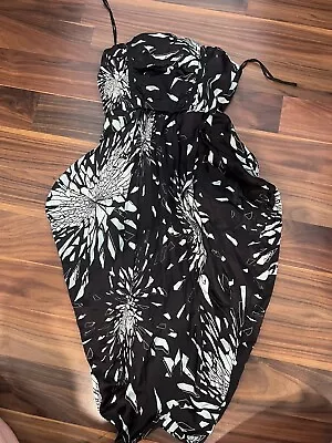 $60 • Buy Alexander McQueen Dress Size 6