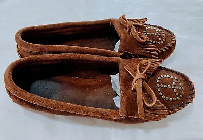 $12 • Buy Minnetonka Womens Kilty Peace Suede Moccasins Shoes Brown Size 7.5