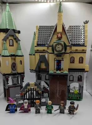 Incomplete Set LEGO Harry Potter Hogwarts Castle (4757) Plus Dobby Minifigure  • $122