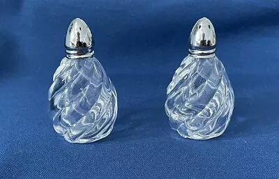 I. W. Rice - Japan - Vintage Swirl Glass Salt And Pepper Shakers - EUC • $12.60