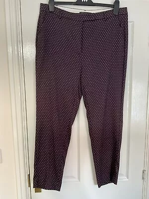 Marks And Spencer 16 Capri Trousers • £2