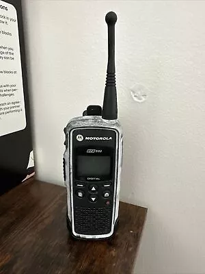 Motorola DTR550 Digital Portable Two Way Radio - With Battery And Case • $80