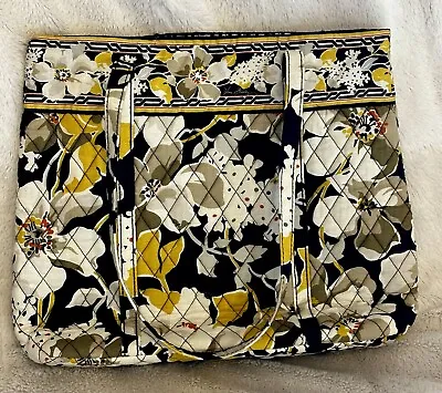 Vera Bradley Retired Dogwood Purse • $3