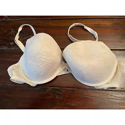 Victoria's Secret Bio Fit Demi Uplift 38C Ivory Lace Bra • $25