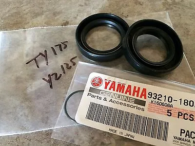 Yamaha YZ125 TY175 AT1 Engine Crank Shaft Seals 1974 - 79 TY125 Main Seal Set • $10.95