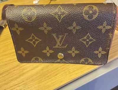 Louis Vuitton Authentic Ref RA0997 Compact ZIPPY Wallet . • £68