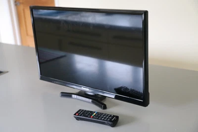 £10 • Buy Panasonic 24 Inch HD Ready LED Television Model TX-24E302B
