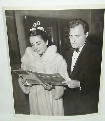 Elizabeth Taylor And Mike Todd Visit Israel 1958 Photo 21x26 Cm • $175