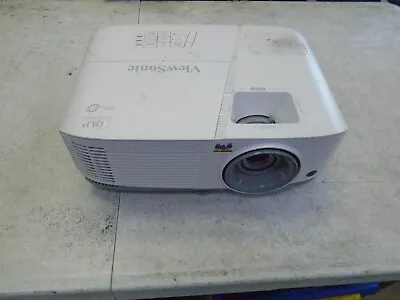 ViewSonic PA503X DLP 3600 Lumens XGA HDMI VGA Projector - White (1884 Hours) • $99.99