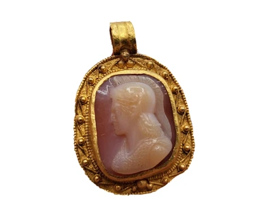 1714. Post Medieval  Gold Pendant With Cameo 17en-19en C.AD • £1450