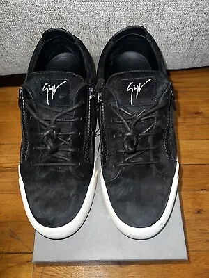 Giuseppe Zanotti Mens LONDON Black Suede Zip Low Top Sneakers SZ 44 • $89.97