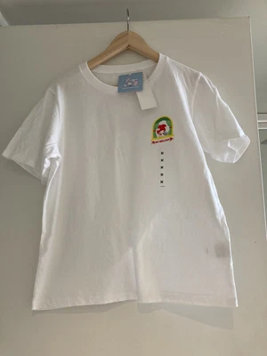 $9 • Buy Uniqlo My Melody Tshirt Sz M NWT.