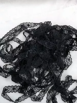 10 Metres Of 2cm Wide Black Lace Trim With Heart Effect • £0.99