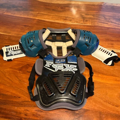 $50 • Buy Vintage Fox R2 Youth Chest Protector