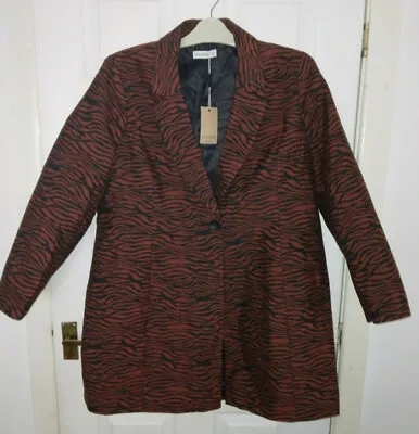 Gallery Assorted Women Zebra Coat/ Blazer Size 18  • £25