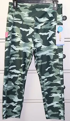 NWT Marika Contender Camo Active Pocket Capri Size L ~ 22  Inseam • $20