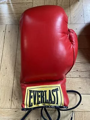 + Everlast 14 Oz Left Handed Boxing Glove Red Vintage NEW Great For Autographs • $29.99