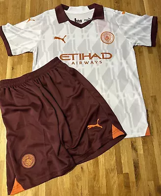 Manchester City Away 23/24  Kit Age 6-7 • £5