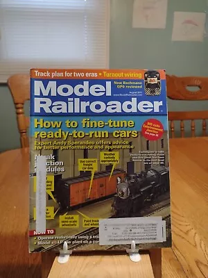 Model Railroader Magazine: August  2011 (RRR4).  • $1.75