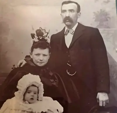 Cabinet Card Photo Victorian Mustache Top Hat In Hand W Children • $3.95