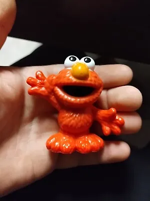 Ss# Sesame Street Elmo 2013 Figure Cake Topper • $1.50