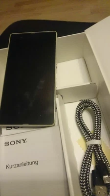 $111.67 • Buy Sony Xperia Z C6603 - 16GB - W (Without Simlock) Smartphone