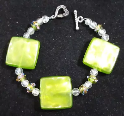 VINTAGE Large Green Lucite And Millefiori Art Glass Beads Toggle Bracelet 8.5  • $10