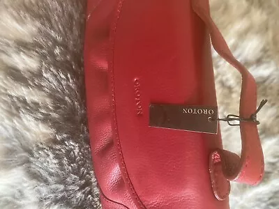 $60 • Buy Beautiful Oroton Red Leather Women Hand Bag With Interior Beauty Mirror & Pocket