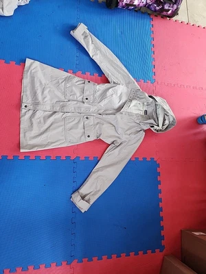 $60 • Buy Patagonia Torrentshell Trench Coat Size M