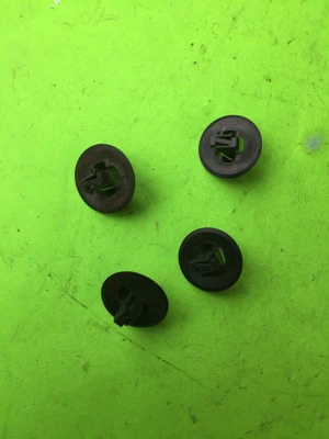 $19.99 • Buy 1987-1991 Ford F150 F250 Bronco Clips For Lower Dash Knee Fuse Panel Cover Oem