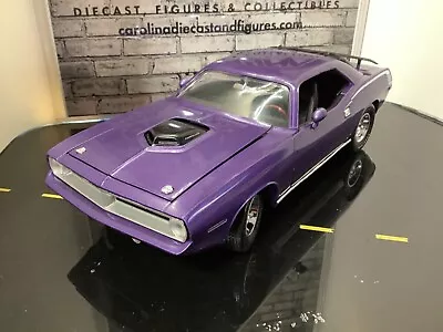 1:18 ERTL 1970 Plymouth Cuda Purple On Black MA# 781 • $39.99