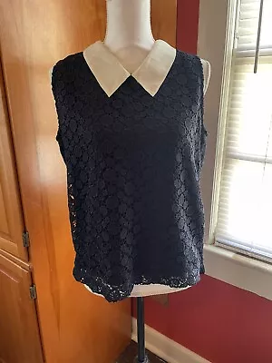 EUC Comme Toi Navy Sleeveless Crochet Lace With Ivory Collar Top Sz M • £9.73