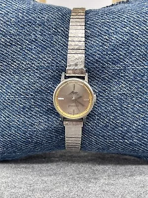 Vintage Mido Ocean Star Watch Powerwind Silver Tone Band Round 20 Mm Silver Dial • $99.99