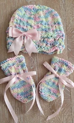 New Newborn Baby Hand Knit Hat & Mittens. Rainbow Mix 💓  • £6.99