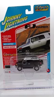 Johnny Lightning 1:64 Scale Model 2007 Toyota FJ Cruiser Rel 3 Ver B #1 Black • $6.98