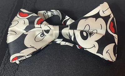 Mickey Mouse Bow Tie Mickey Mouse On White Vintage Comic Pre-tied Bow Tie • $14.99