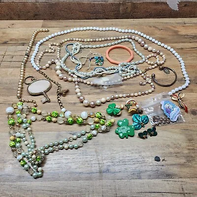 Vintage Costume Jewelry Lot - Pins Necklaces Pearls More - FREE SHIPPING • $18.79