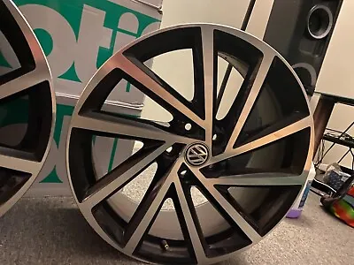 $1750 • Buy Englishtown 19” Rims From 2018 Golf R Black And Silver